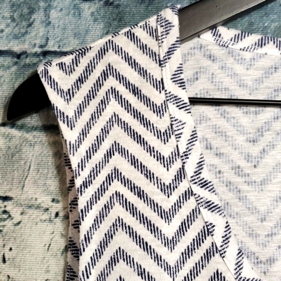 Athleta |Breezy Chevron Stripe Athleisure Tank Top - Picture 4 of 9